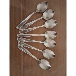 7 Teaspoons Wm. Rogers MFG Co International Allure/Teatime Silverplate 6"
